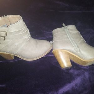 ankle booties